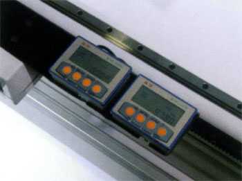 Двухсторонний автоматический торцовочный станок Модель ULTRA. Стандартная комплектация